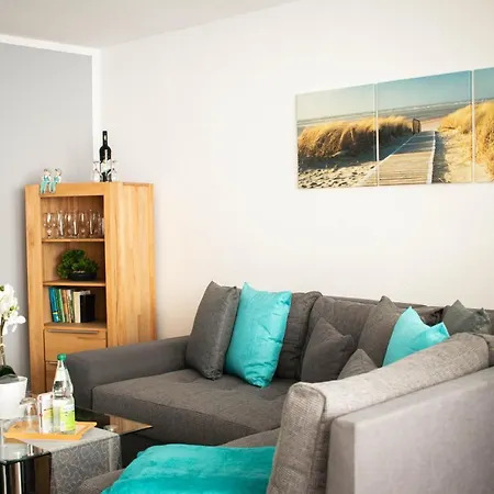 Am Schlosspark Apartment *