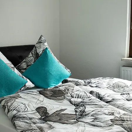 Am Schlosspark Apartment *