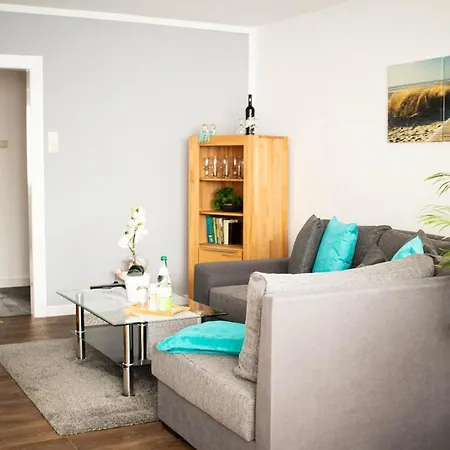 Apartment Am Schlosspark Ebersdorf (Saale-Orla-Kreis)